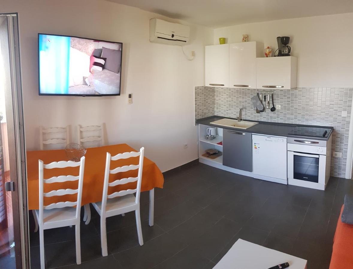Apartmani Zem, Krk Krk Town Zewnętrze zdjęcie